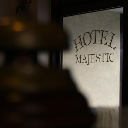 Hotel Majestic San Giuliano Milanese Esterno foto