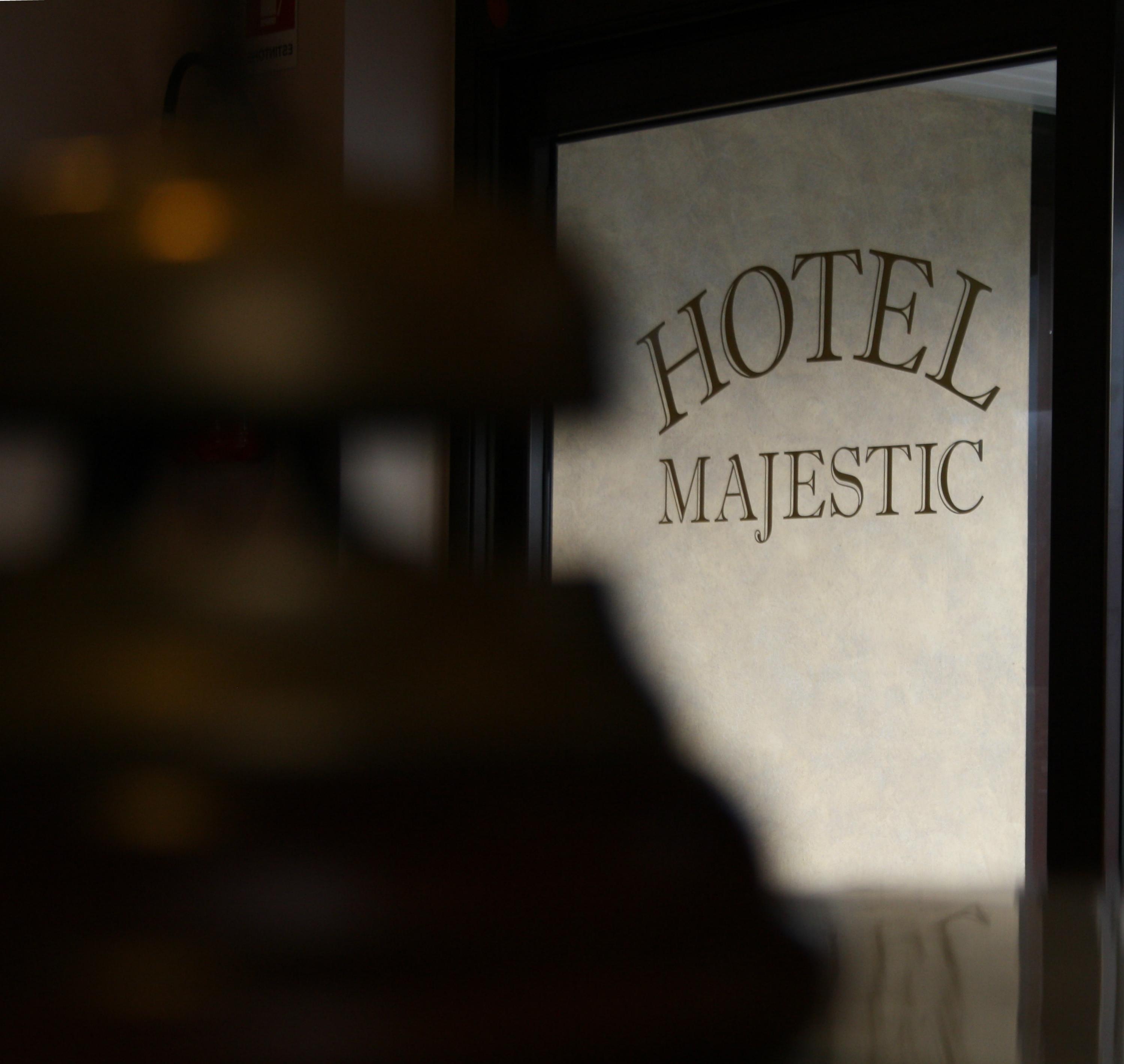 Hotel Majestic San Giuliano Milanese Esterno foto